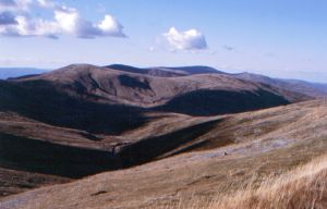 Blick zurück auf die Berge der Main Range